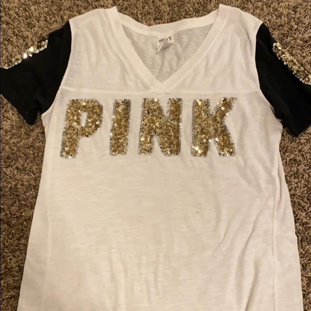 Pink t-shirt